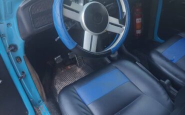 Volkswagen-beetle-1976-blue-10