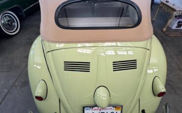 Volkswagen-beetle-convertible-1959-green-3