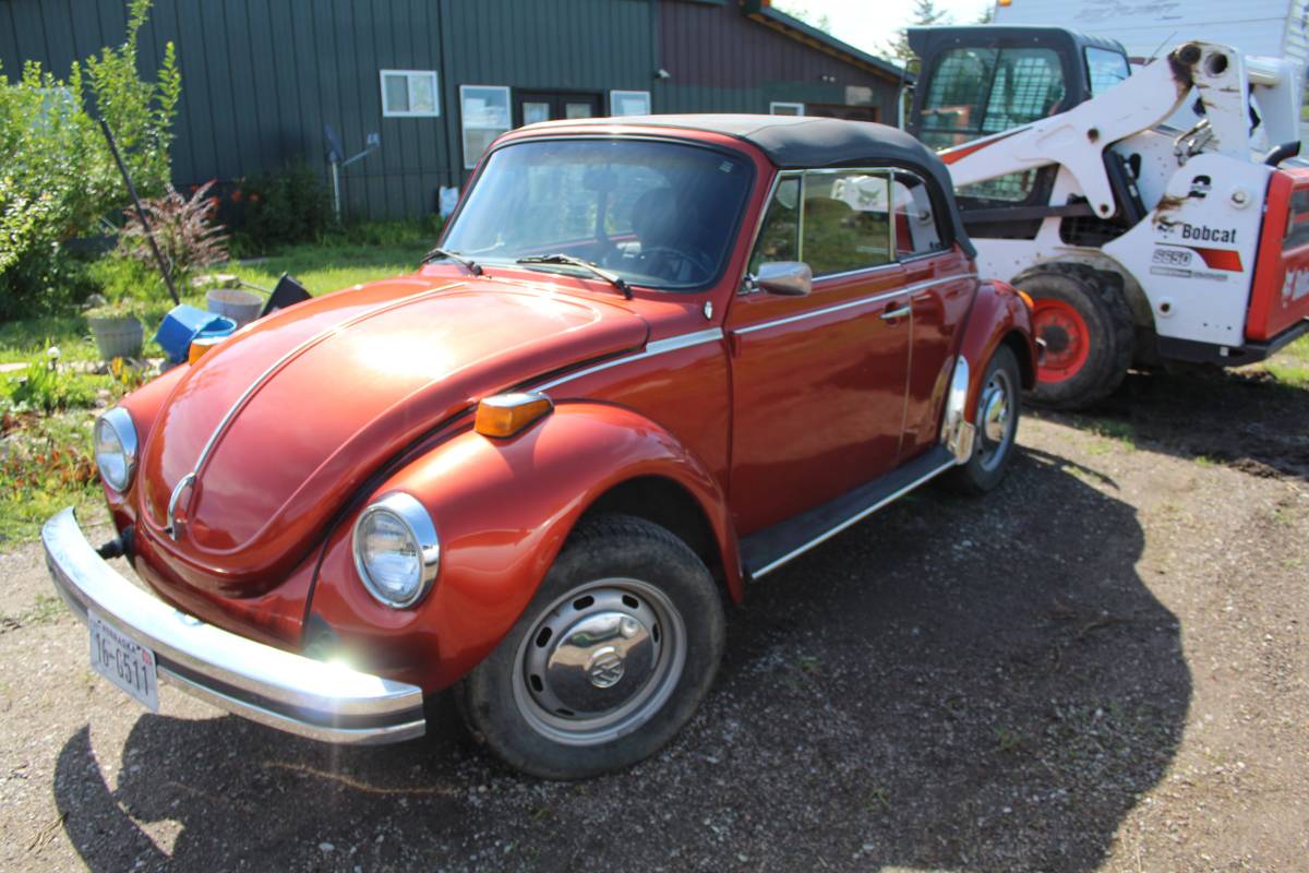 Volkswagen-beetle-convertible-1978-orange