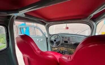 Volkswagen-bug-1957-green-9