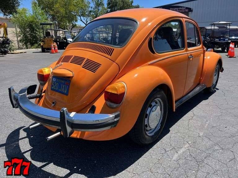 Volkswagen-bug-1974-4