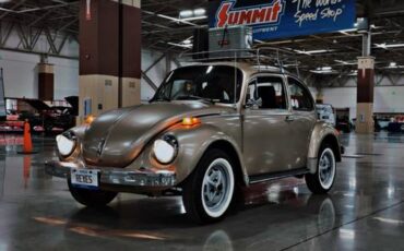 Volkswagen-super-beetle-1975