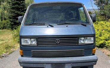 Volkswagen-vanagon-bus-1988-1