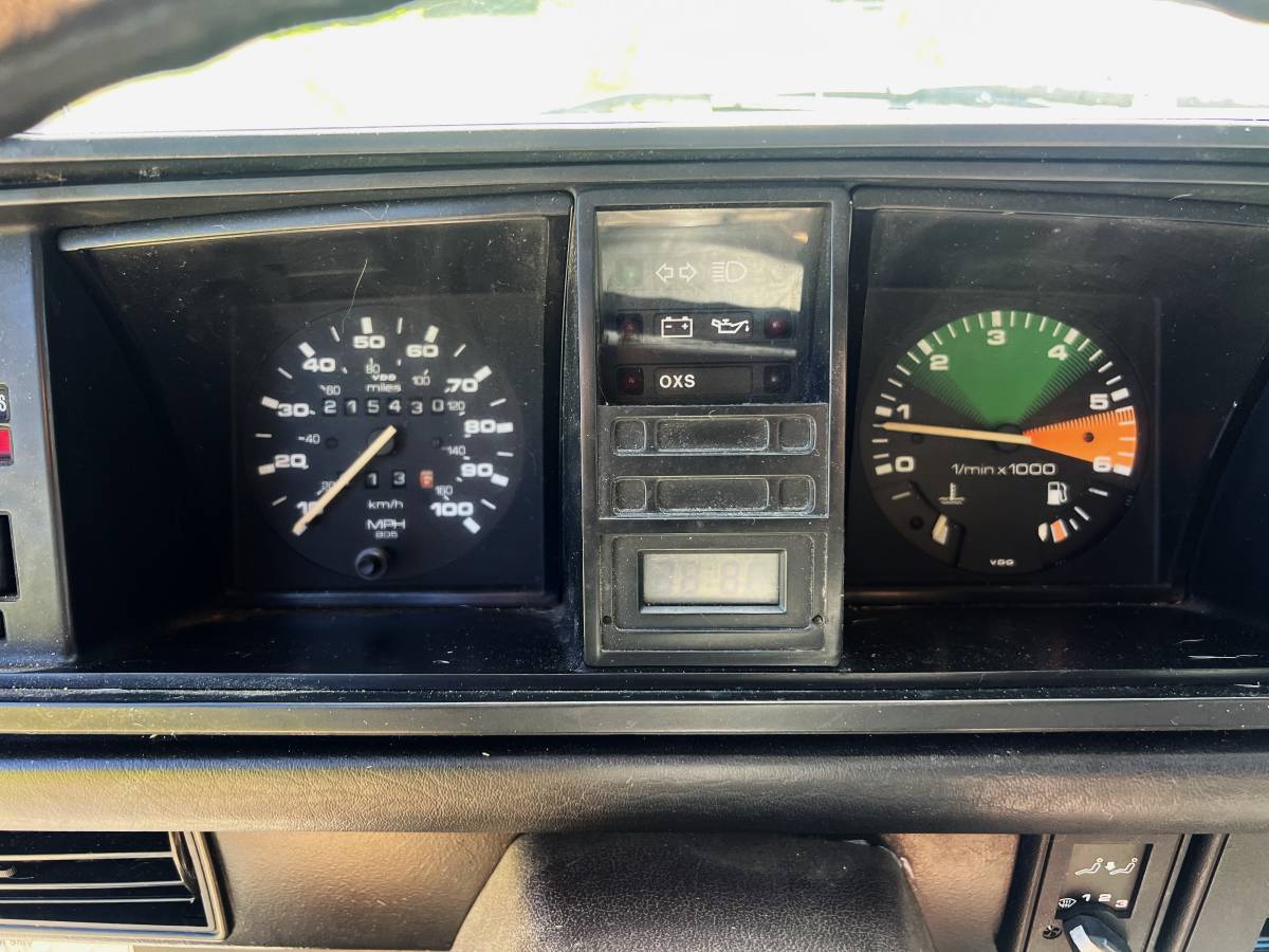 Volkswagen-vanagon-bus-1988-14
