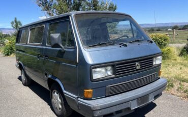Volkswagen-vanagon-bus-1988-4