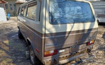 Volkswagon-1981-brown-1