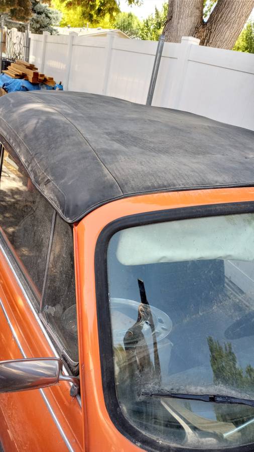Volkswagon-beetle-1976-13