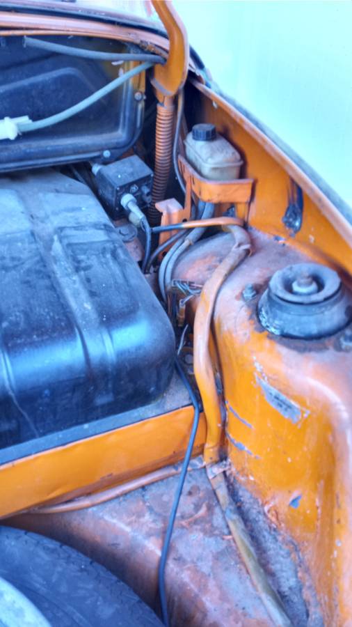 Volkswagon-beetle-1976-21