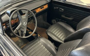 Volkwagen-super-beetle-1979-12