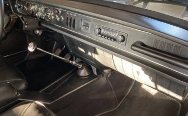Volvo-142e-1971-custom-2