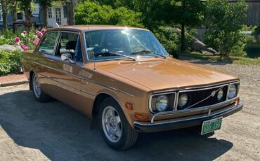 Volvo-142e-1971-custom-5