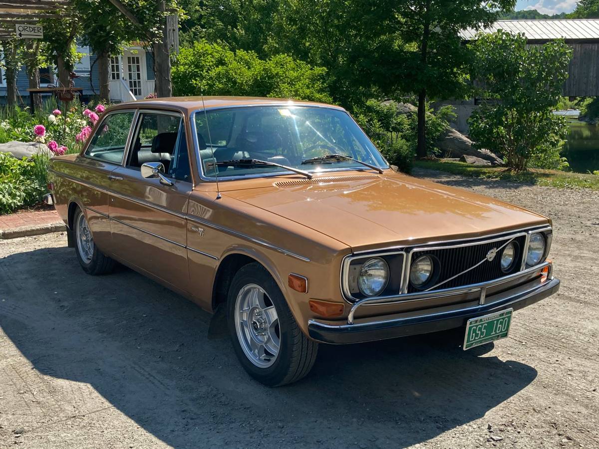 Volvo-142e-1971-custom-5