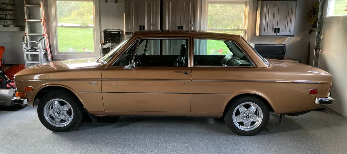 Volvo-142e-1971-custom-6
