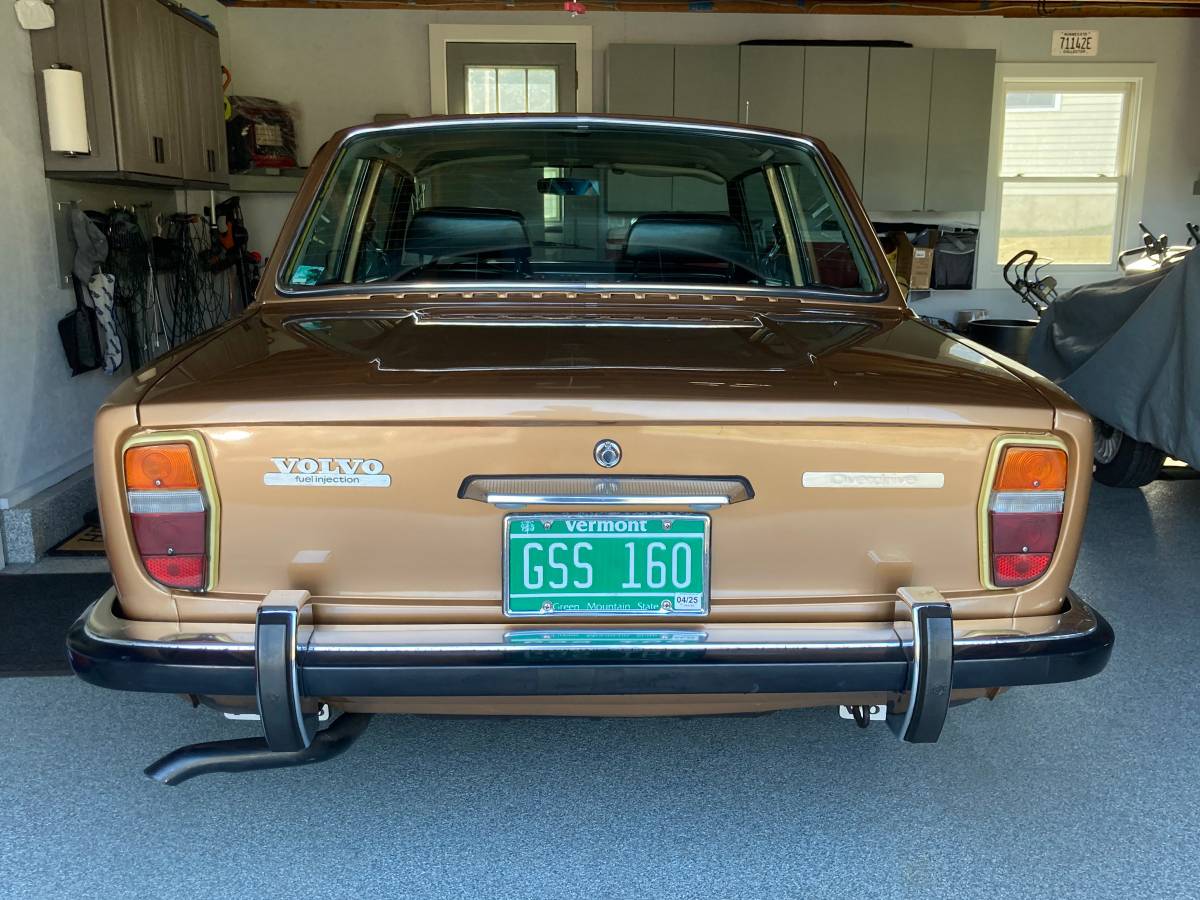 Volvo-142e-1971-custom
