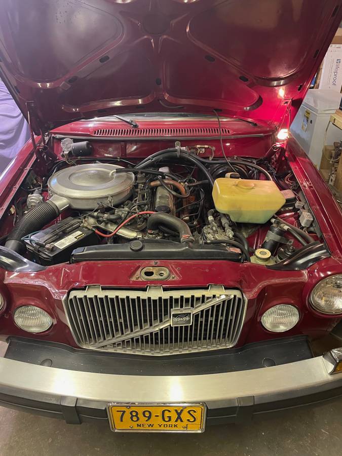 Volvo-164-1975-red-3