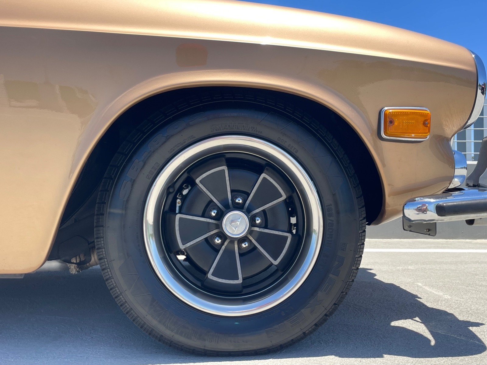 Volvo-1800-1971-Coupe-10