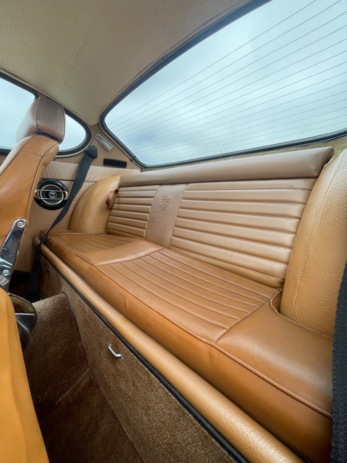 Volvo-1800-1971-Coupe-13
