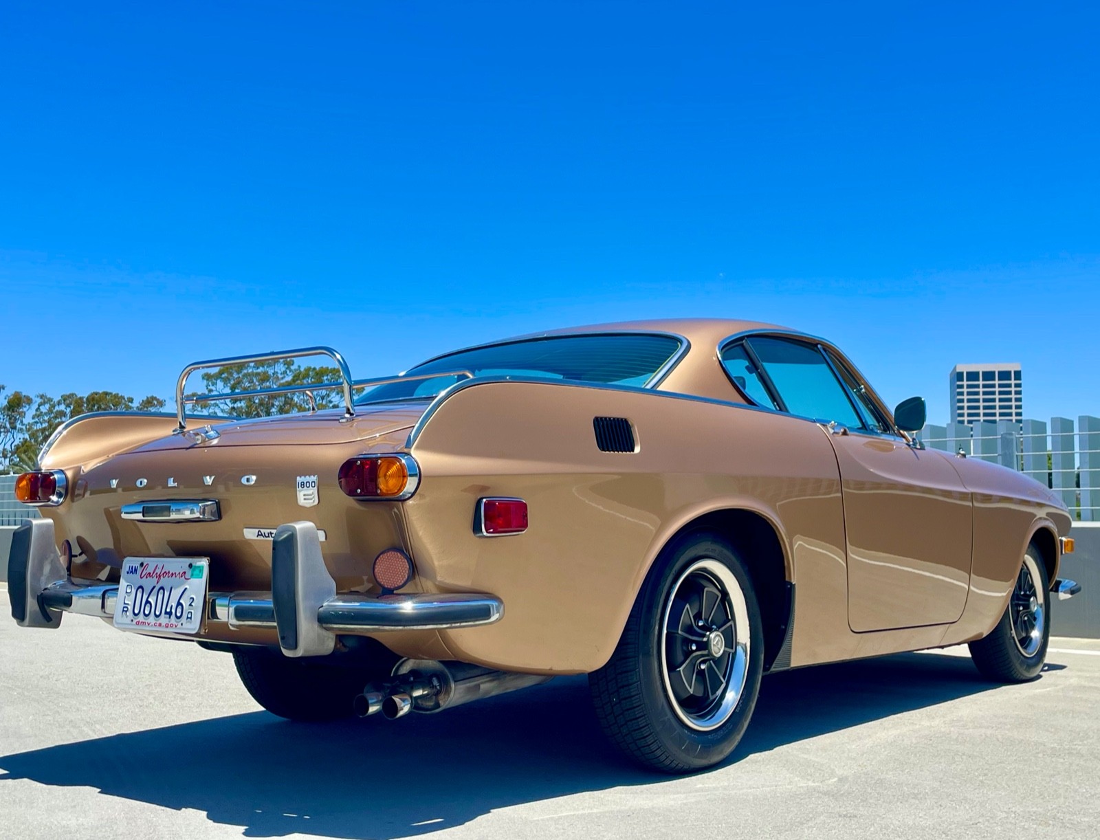 Volvo-1800-1971-Coupe-5