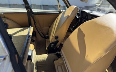 Volvo-1800-ES-1972-Hatchback-35