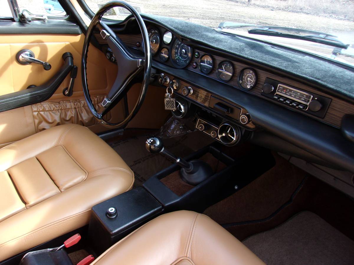 Volvo-1800-es-1972-25