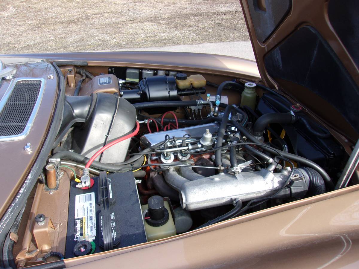 Volvo-1800-es-1972-33