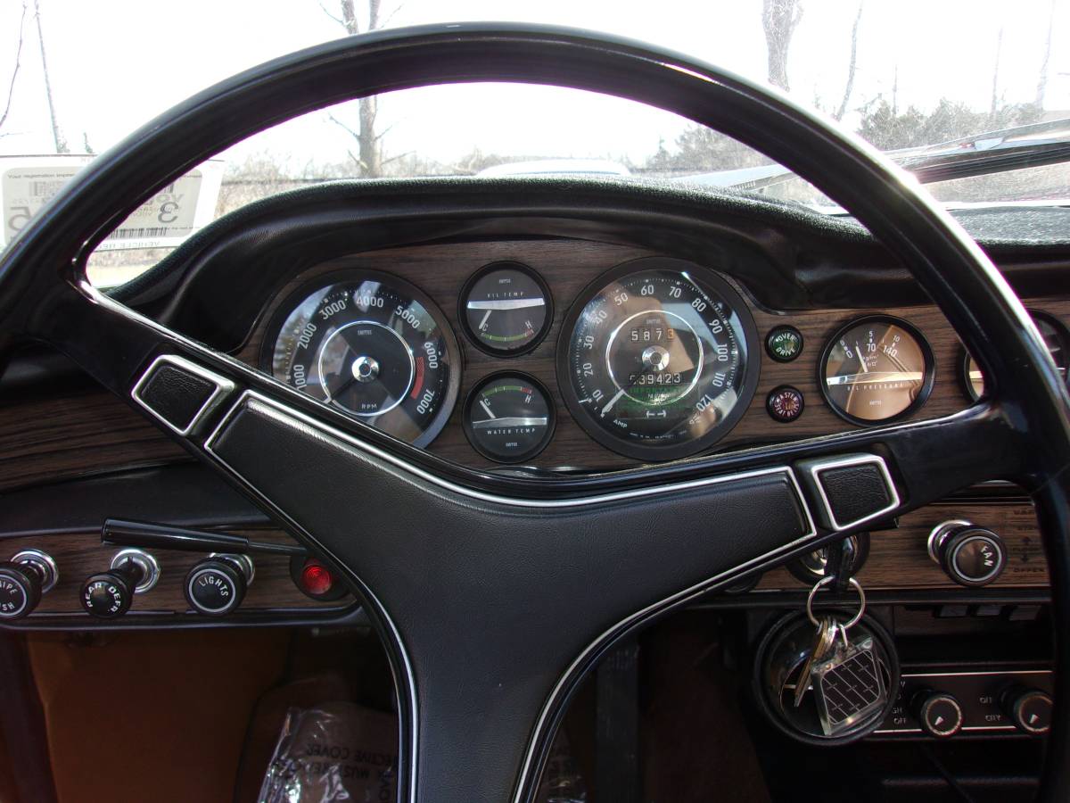 Volvo-1800-es-1972-5