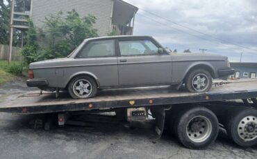 Volvo-1984-silver
