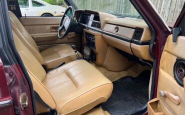 Volvo-240-1982-12