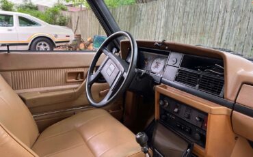 Volvo-240-1982-13