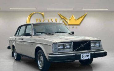 Volvo-240-1982-26