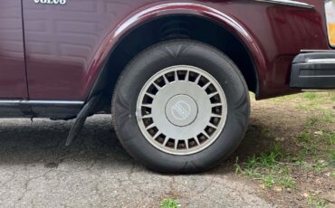 Volvo-240-1982-5