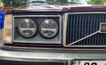 Volvo-240-1982-6