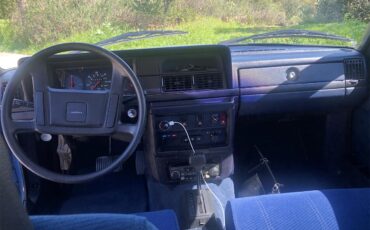 Volvo-240-1984-Blue-Blue-7