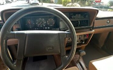 Volvo-240-1987-Yellow-15