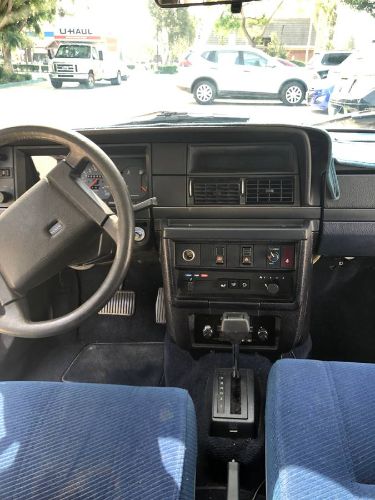 Volvo-240-1988-14