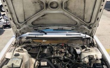 Volvo-240-1988-15