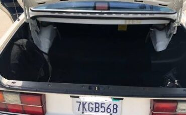 Volvo-240-1988-4