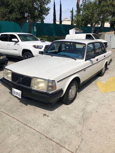 Volvo-240-1988-5