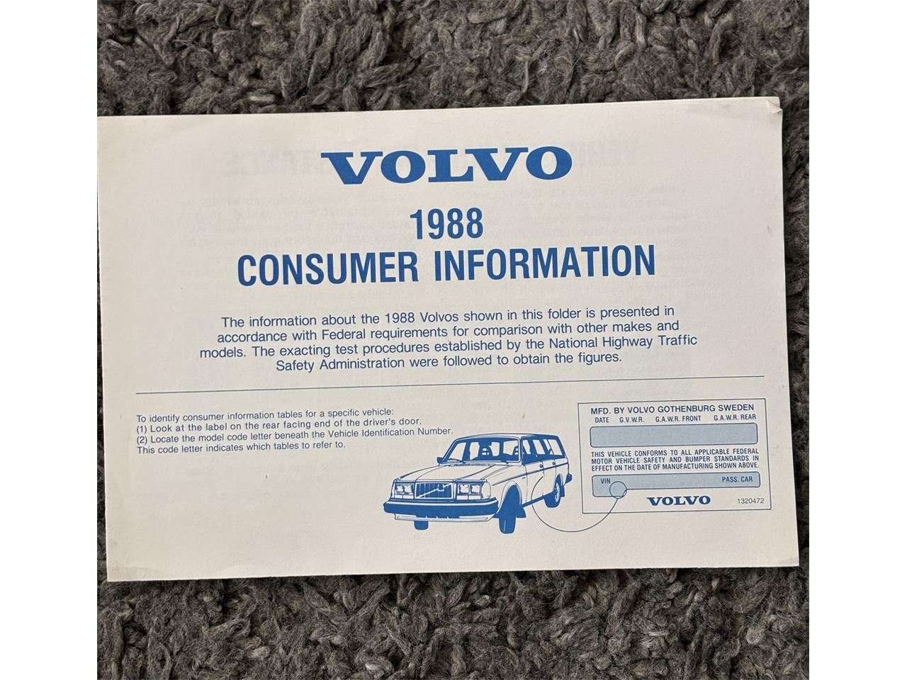 Volvo-240-1988-White-Tan-10