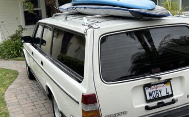 Volvo-240-1988-White-Tan-16