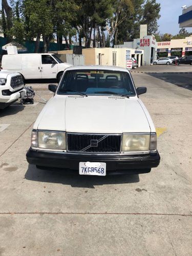 Volvo-240-1988