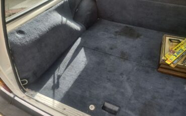 Volvo-240-1990-17