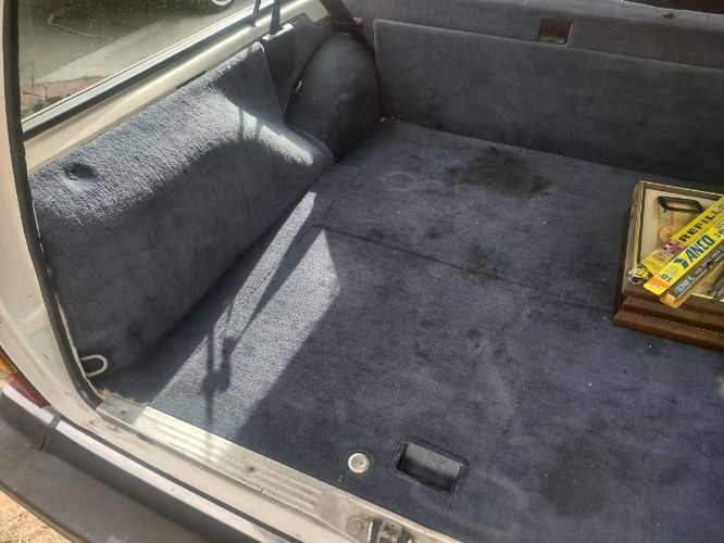 Volvo-240-1990-17