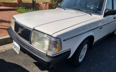 Volvo-240-1990-4
