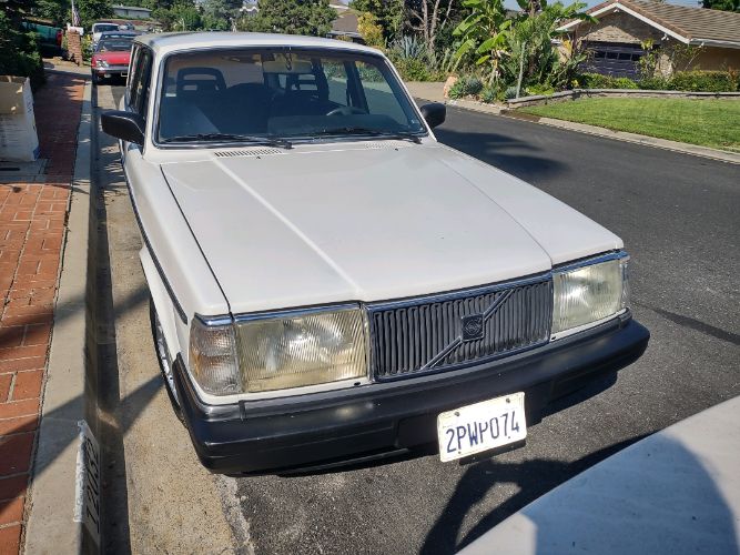 Volvo-240-1990-5