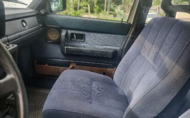 Volvo-240-1990-8