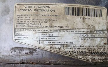Volvo-240-1991-13