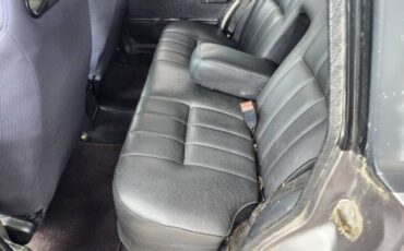 Volvo-240-1991-15