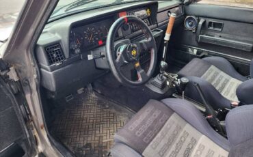 Volvo-240-1991-17