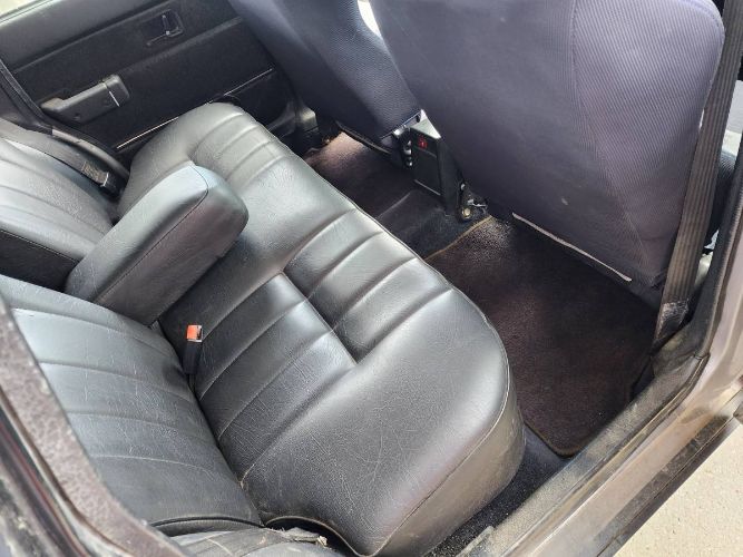 Volvo-240-1991-20